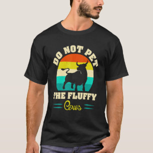 Streicheln Sie die flauschigen Kühe Bisons Retro V T-Shirt