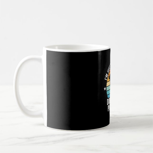 Streichle den Dobermann Pinscher Retro Kaffeetasse (Links)