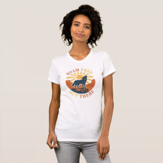 Streife Frei Dort Draußen – Vintage-Wüstenwolf-Gra T-Shirt