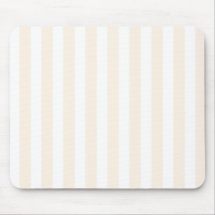 Streifen aus beigefarbenem und weißem Süßwarengebä Mousepad