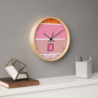 Streifen in rosa, weiß und orange mit Monogramm Uhr