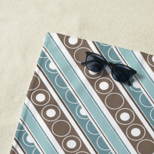 Streifen mit Kreise und Ringen im Retrostil Strandtuch