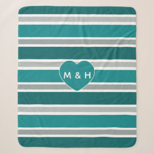 Streifen und Heart-Decke aus Monogramm-Vlies Sherpadecke