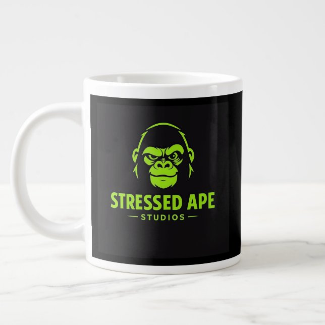 Stressed Ape Studios Grünes Logo Jumbo-Tasse (Links)