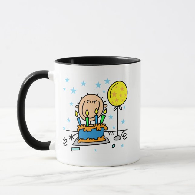 Strichmännchen-Junge mit Geburtstagskuchen-Geschen Tasse (Links)