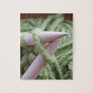 Stricken mit grünem Garn Puzzle