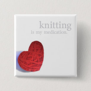 strickender Medikationsherzknopf Button
