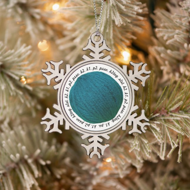Strickgarn Ball Aquamarine Handwerkskunst Schneeflocken Zinn-Ornament (Baum)