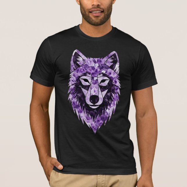 Striking Amethyst Wolf T-Shirt (Vorderseite)