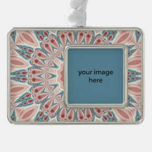 Striktes modernes Kaleidoskop Mandala + eigenes Fo Rahmen-Ornament Silber