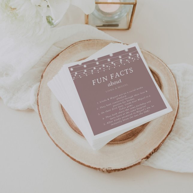 String Lights Rosa Blush Trivia Fun Fakten Hochzei Serviette (Von Creator hochgeladen)