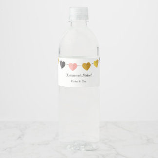 String of Hearts Brautpaar Hochzeit individuell Wasserflaschenetikett