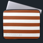 STRIPES Braun auf jeder Farbe Laptopschutzhülle<br><div class="desc">Horizontale Streifen gegen Weiß,  die neu gefärbt werden können. Spielen Sie mit Hintergrundfarben um neue Effekte zu erzeugen!</div>