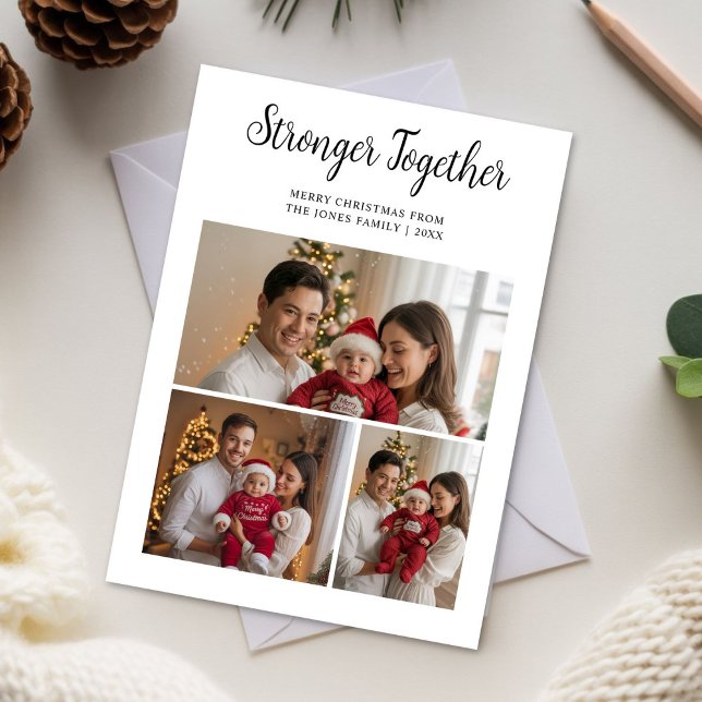 Stronger Together Personalisiert Family Christmas  Feiertagskarte (Von Creator hochgeladen)