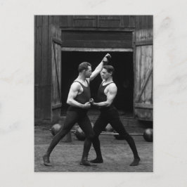 Strongman Match Postkarte