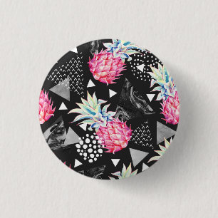 Strukturiertes Dreieck-Ananas-Muster Button