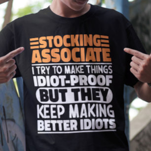 Strumpf Associate Ich versuche, die Dinge lustig C T-Shirt