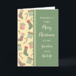 Strümpfe Grandson und Ehefrau Weihnachten Karte<br><div class="desc">Frohe Weihnachten für Enkel und seine Ehefrau-Karte mit niedlichen Strümpfen,  Geschenken und Bonbons Muster und nachdenklichen Vers.</div>