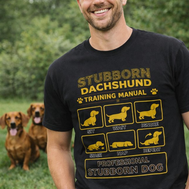 Stubbornes Dachshund-Trainingshandbuch Retro-Hunde T-Shirt (Von Creator hochgeladen)