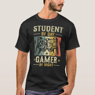 Student by Day Gamer by Night Funny Retro Vintag T-Shirt