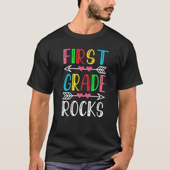 Studierende und Lehrer der 1. Klasse T-Shirt (Vorderseite)