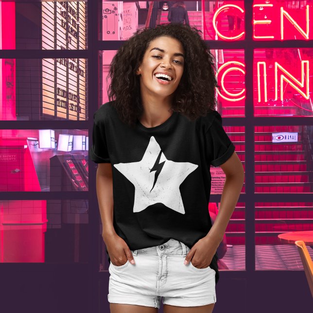 Studio Star Flash T-Shirt (Von Creator hochgeladen)