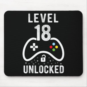 Stufe 18 Unverriegeltes Videospiel 18. Geburtstags Mousepad