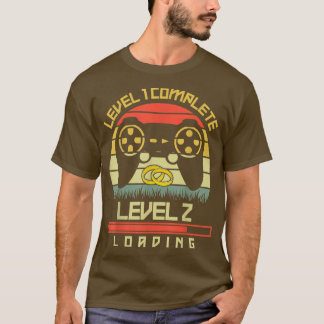 Stufe 1 Vollständiges 2 Loading 1. Hochzeitstag T-Shirt
