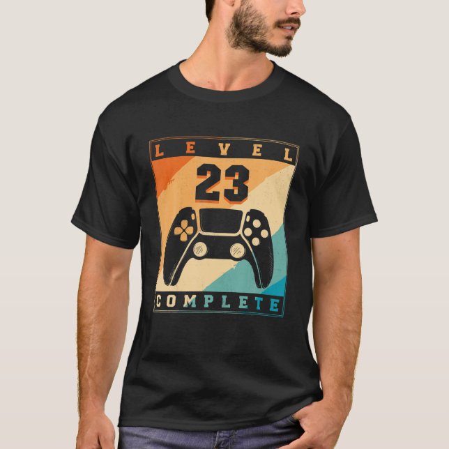 Stufe 23 Unverschlossen T-Shirt (Vorderseite)