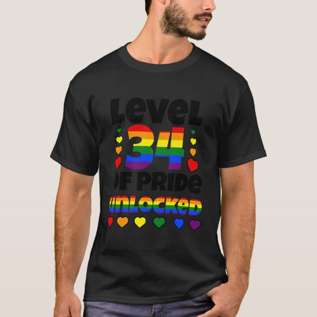 Stufe 34 des unverschlossenen Regenbogenfensters 3 T-Shirt (Vorderseite)