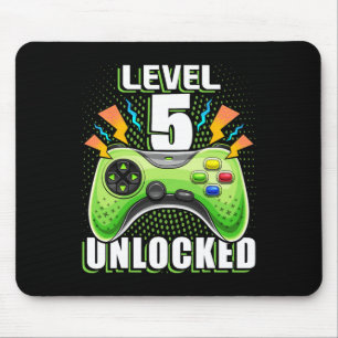 Stufe 5 Unverriegeltes Videospiel 5. Geburtstag Gi Mousepad