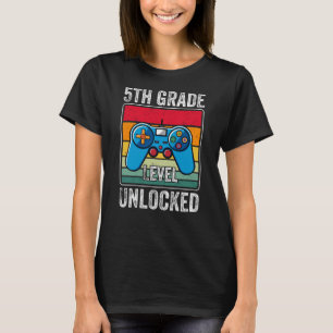Stufe 5: Zurück zum Video-Gamer der Schule T-Shirt