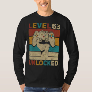 Stufe 63 Unverschlossener 63. Geburtstag 63 Jahre  T-Shirt
