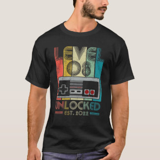 Stufe 8 Unverschlossen Est. 2022 Vintag 8. Geburts T-Shirt