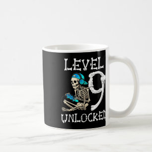 Stufe 9 freigeschaltetes Skelett-Gamer-Videospiel Kaffeetasse