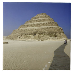Stufenpyramide in Saqqara, eine der frühesten Fliese