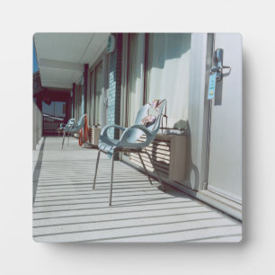 Stühle Außenbereich Hotelzimmer Fotoplatte