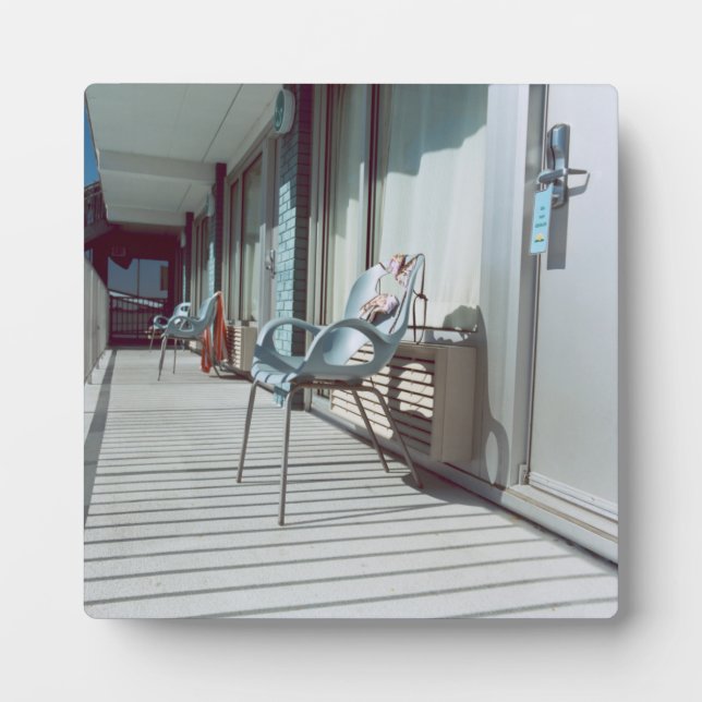 Stühle Außenbereich Hotelzimmer Fotoplatte (Vorderseite)