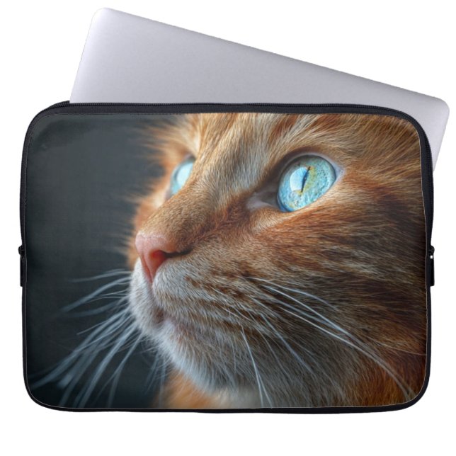Stunning Fluffy Ginger Cat Profile - Blue Eyed Laptopschutzhülle (Vorderseite)