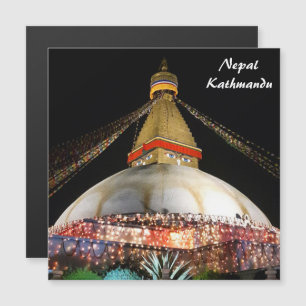 Stupa Boudhanath, Kathmandu am Abend - Nepal Magneteinladung