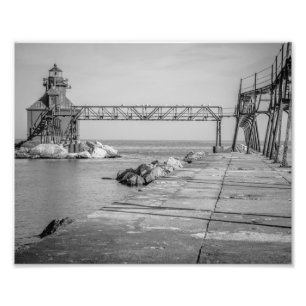 Sturgeon Bay Lighthouse Pier Black and White Fotodruck