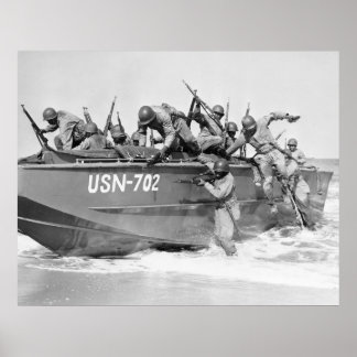 Stürmen des Strandes in den 40er Jahren Poster