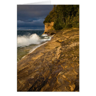 Stürmisches Wetter-zusammenstoßende Wellen
