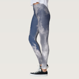 Sturmwolken bilden sich auf einzigartigen Leggings