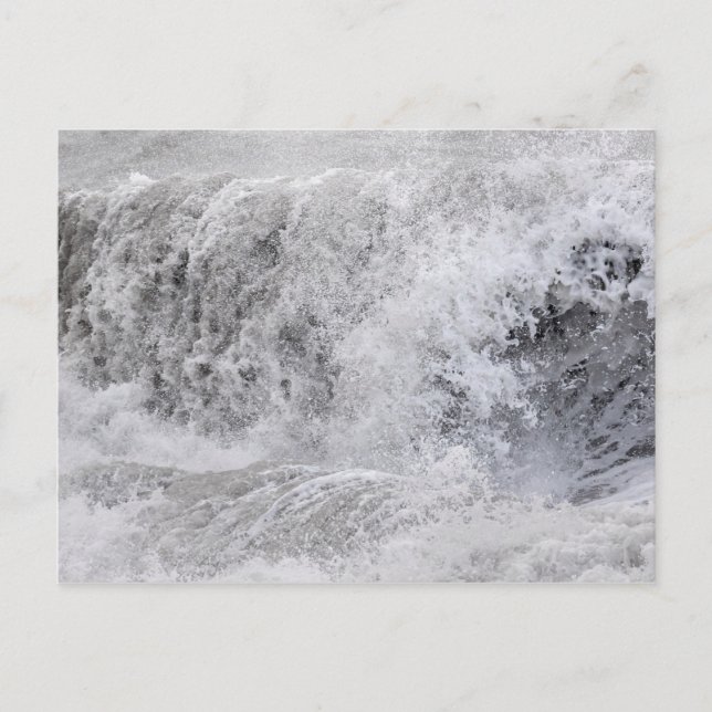 Sturmy Wave Crashing Postkarte (Vorderseite)