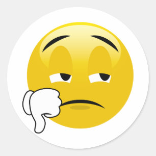 Stürzt die traurigen Emoji-Stickers ab Runder Aufkleber