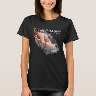 Stützjulia Kampf!  Der Held des Vatis T-Shirt