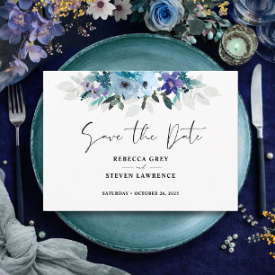 Stylische Frühlings-Hochzeit in staubigem Blau und Save The Date