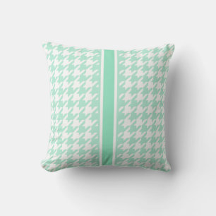 stylischer Aquamarin-Hahnentritt mit Monogramm Kissen