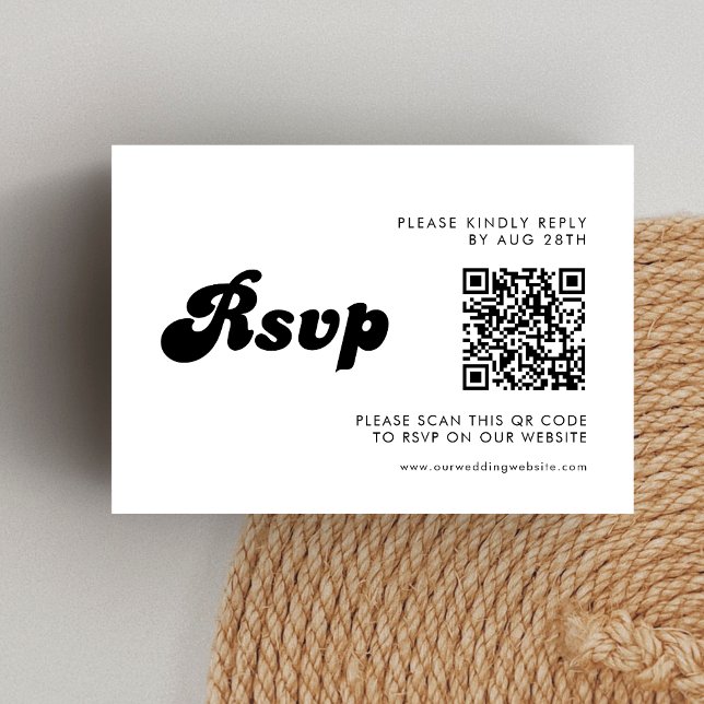 Stylischer Retro Black & White Wedding QR Code RSVP Karte (Von Creator hochgeladen)
